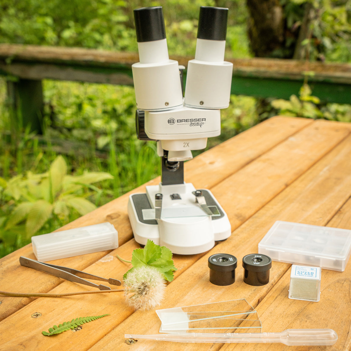 BRESSER JUNIOR Transmitted and Incident Light Microscope with 20x and 50x Magnification