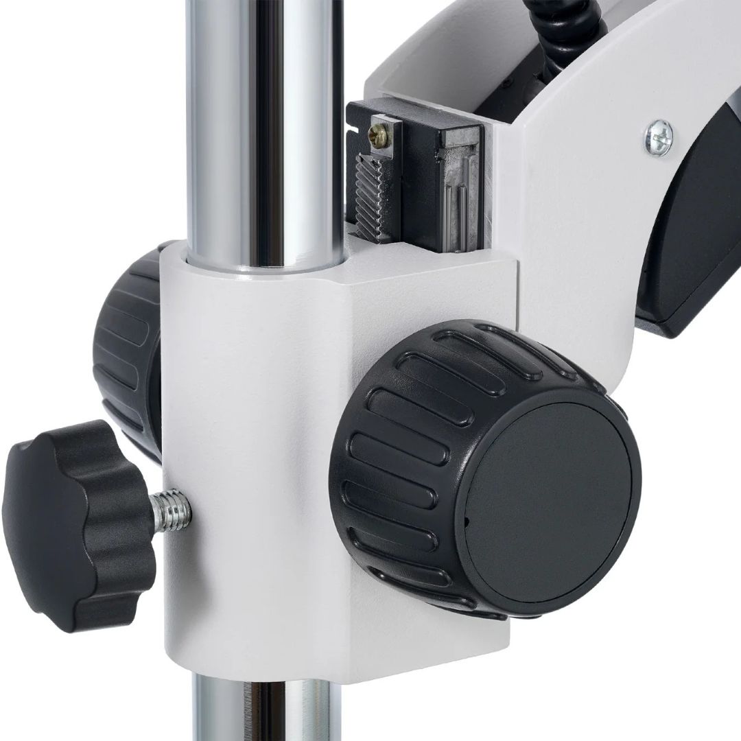 Microscopio binocular Levenhuk ZOOM 1B