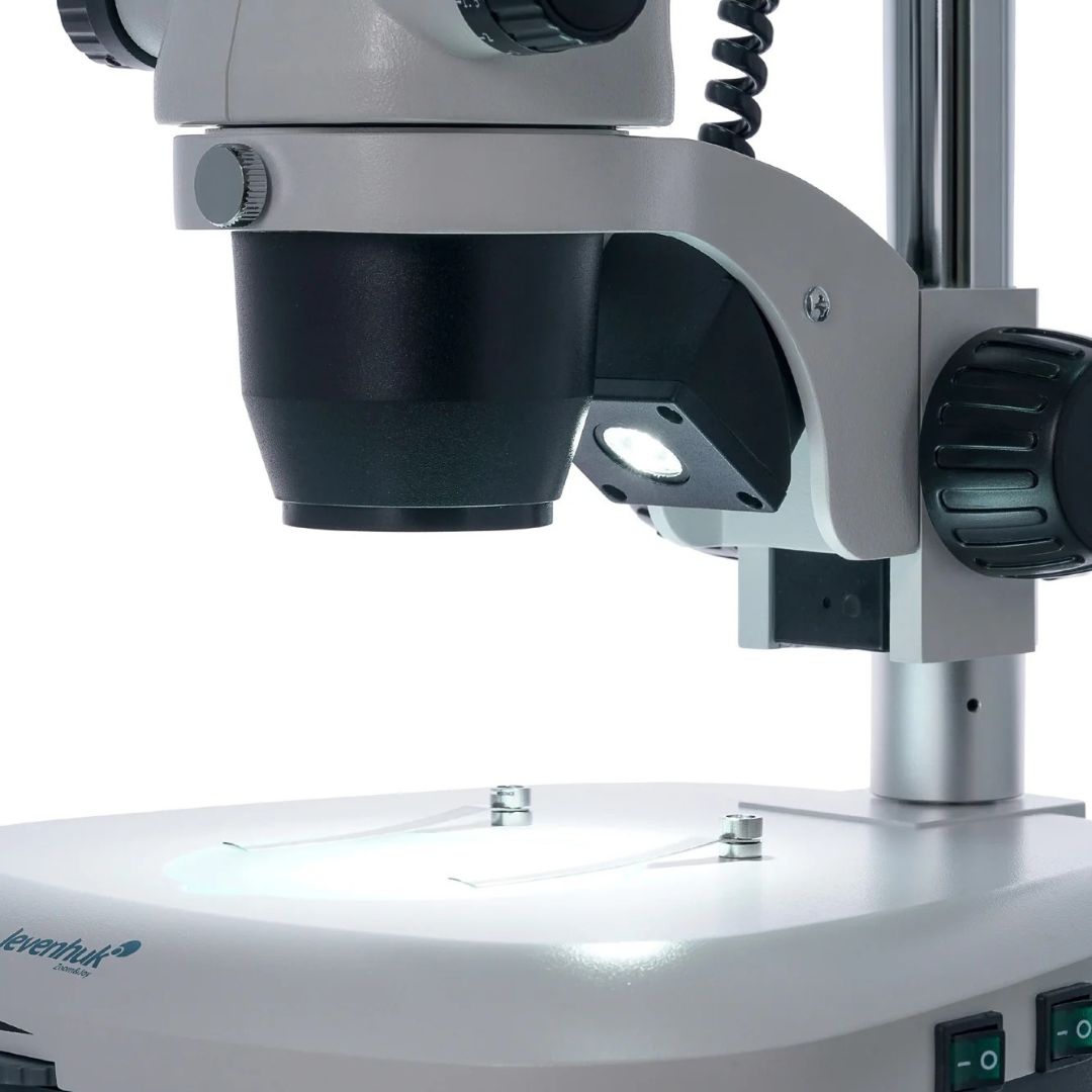 Microscopio binocular Levenhuk ZOOM 1B