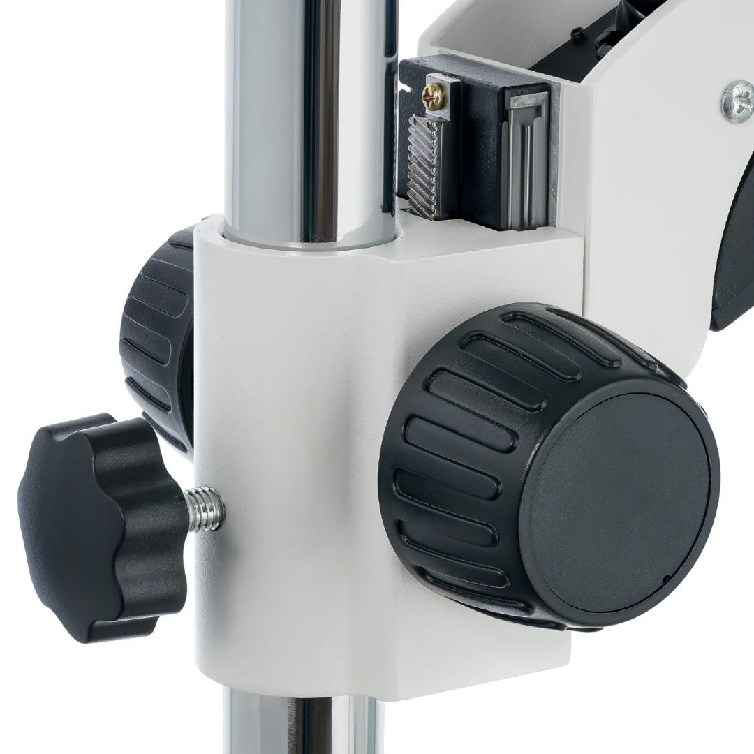 Microscopio trinocular Levenhuk ZOOM 1T