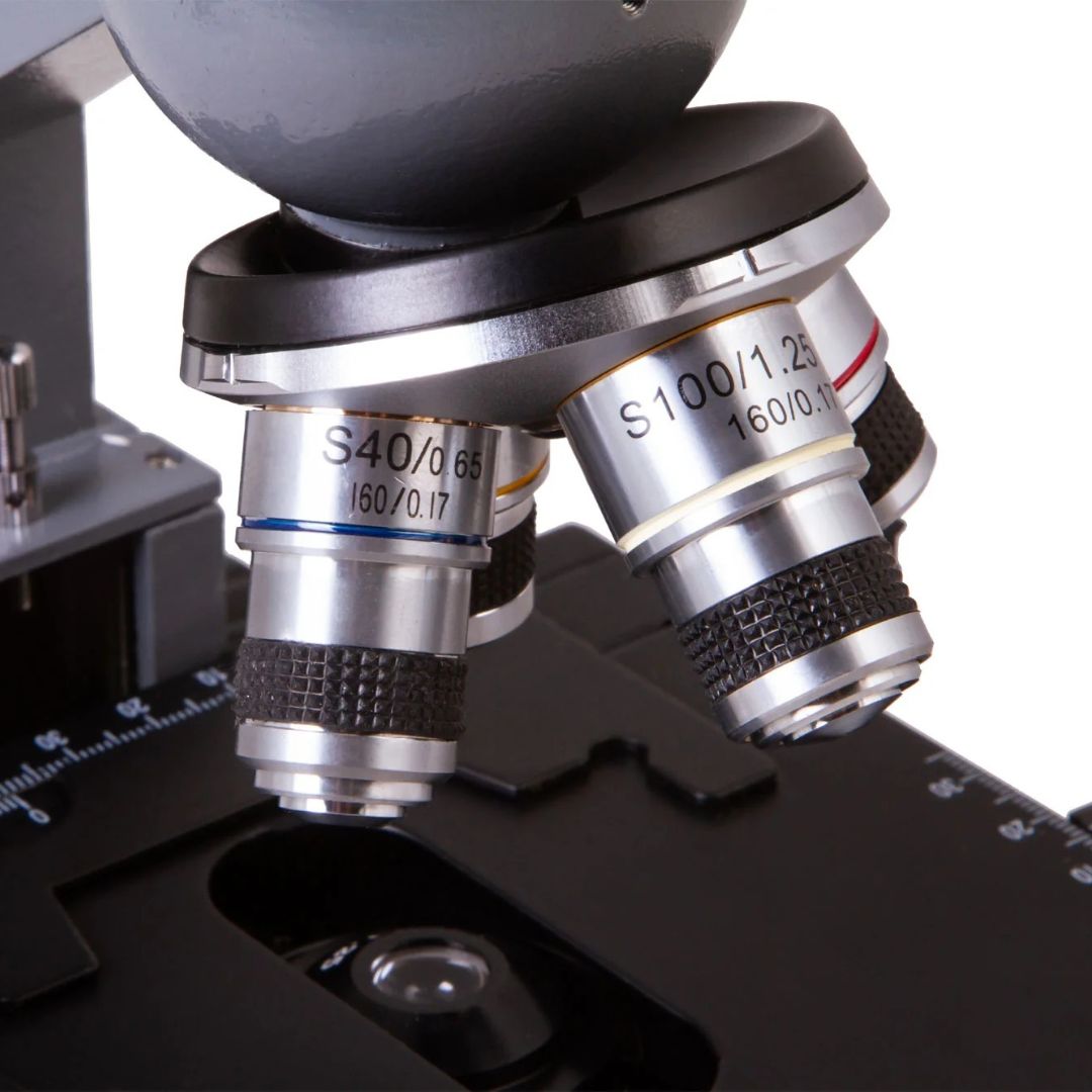 Microscopio biológico monocular Levenhuk 320 PLUS