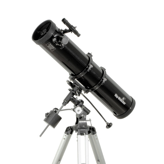 Telescópio Sky-Watcher 130/900 em EQ2 motorizado em AD