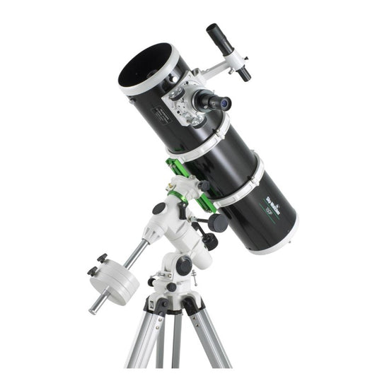 Telescópio motorizado de eixo duplo Sky-Watcher 150/750 EQ3-2