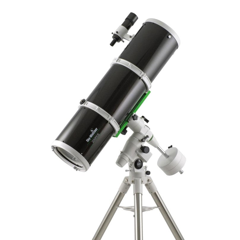 Sky-Watcher 200mm f/5 Dual Speed ​​Telescope in NEQ5 Black Diamond 