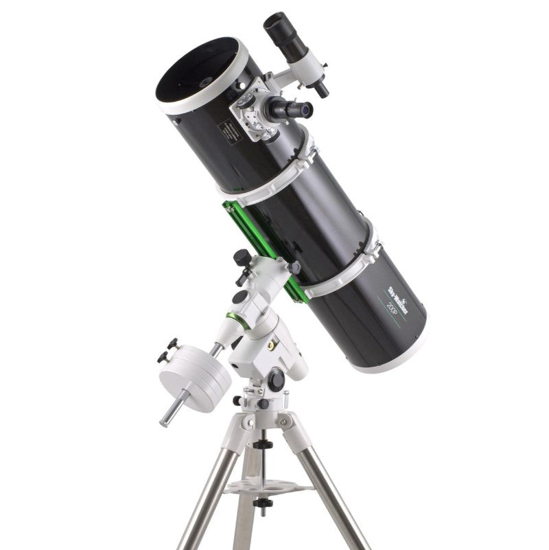 Telescopio Sky-Watcher de 200 mm f/5 en BD motorizado de doble eje NEQ5